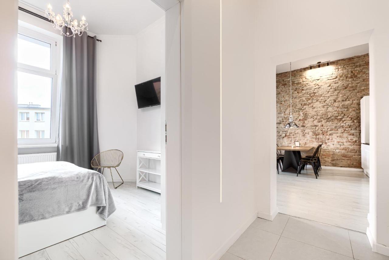 Apartament 300 Apartamenty No.1 Centrum 슈체친 외부 사진